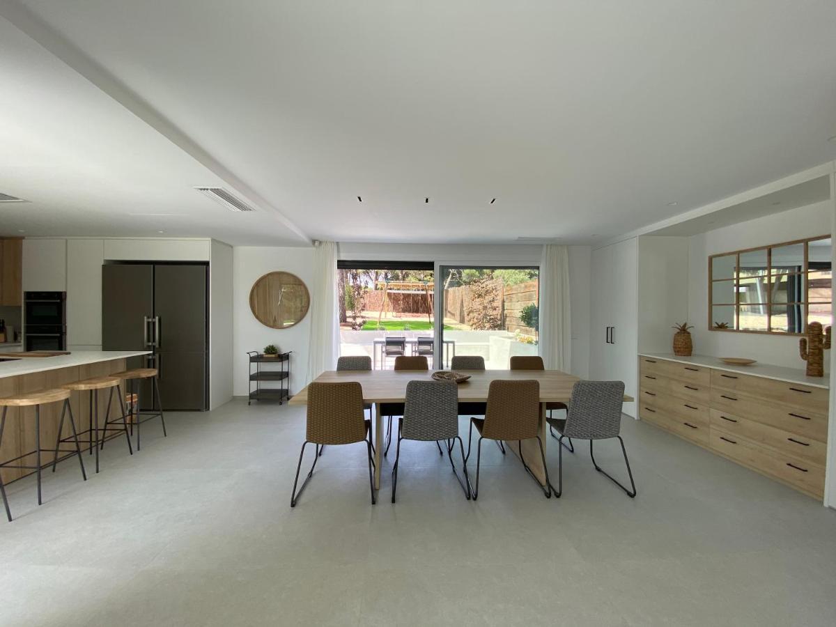 Naramia Sagaro Villa With Poolgarden10 Pax S'Agaro Εξωτερικό φωτογραφία