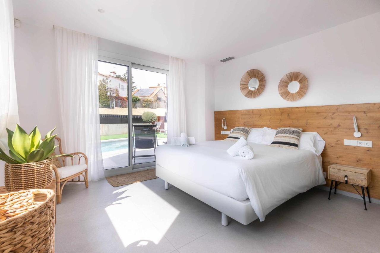 Naramia Sagaro Villa With Poolgarden10 Pax S'Agaro Εξωτερικό φωτογραφία